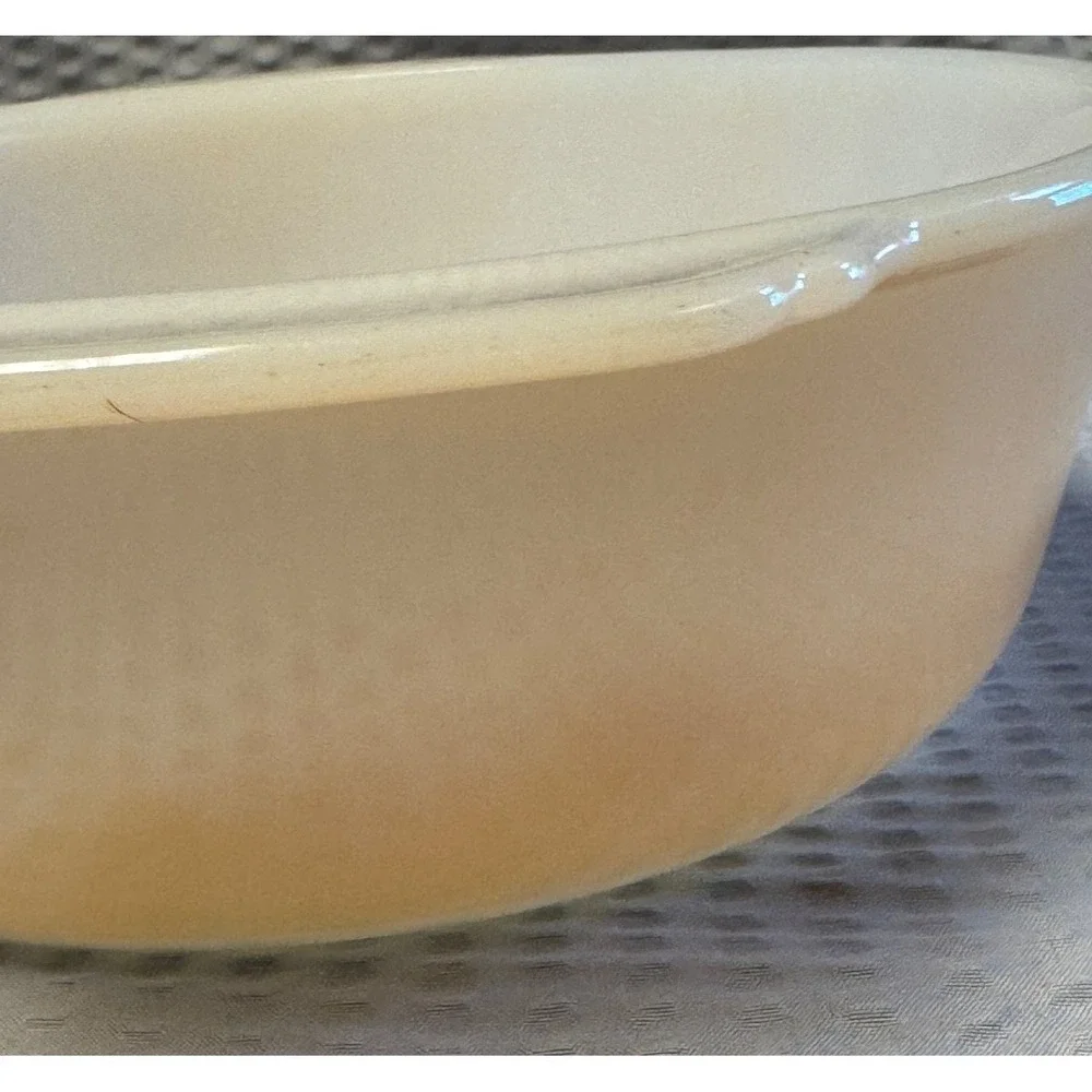 Vintage Anchor Hocking Fire King Peach Luster 1.5 Qt. #447 Casserole Dish‎ EUC